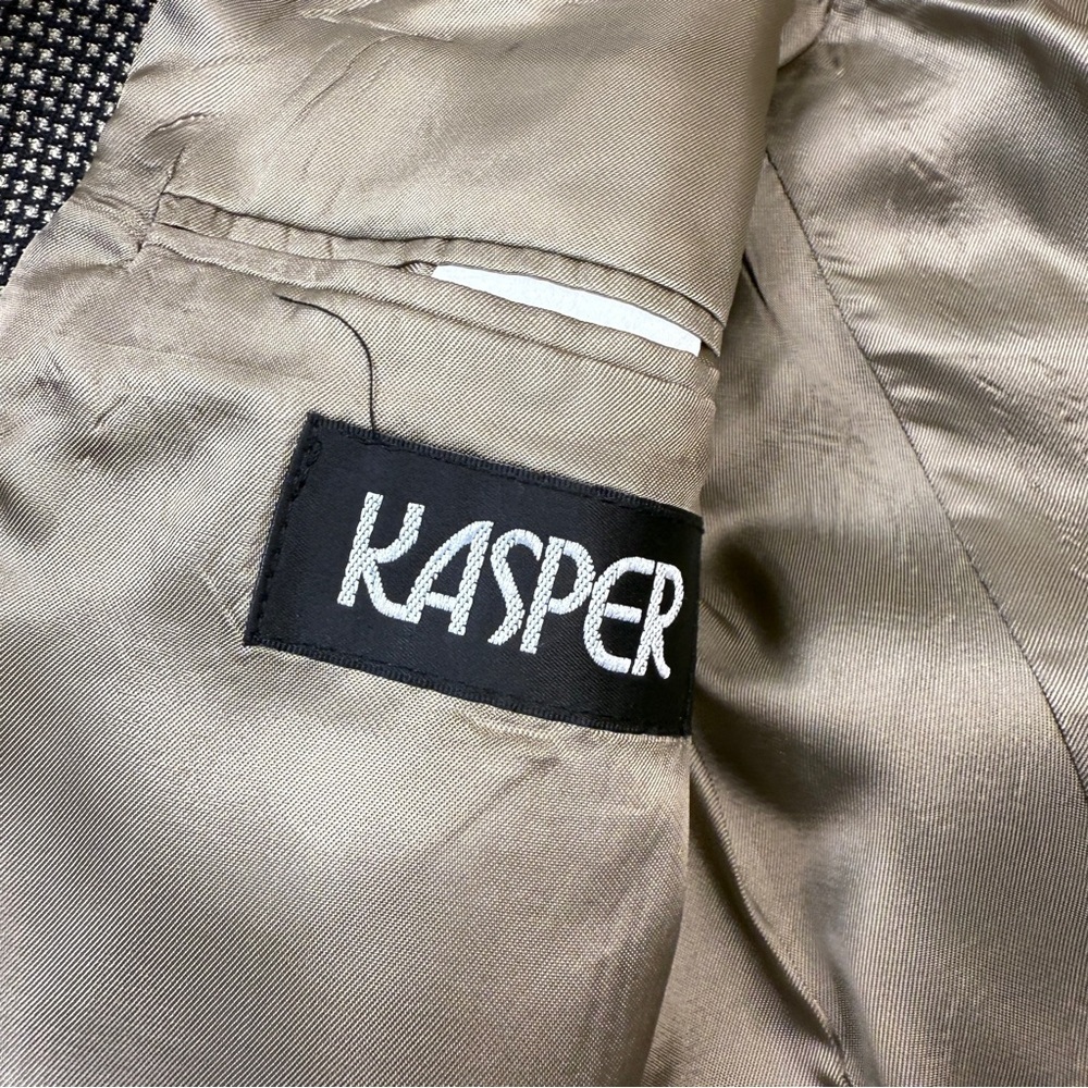Classic Wool/Silk Men's Blazer - Picture 5 of 9